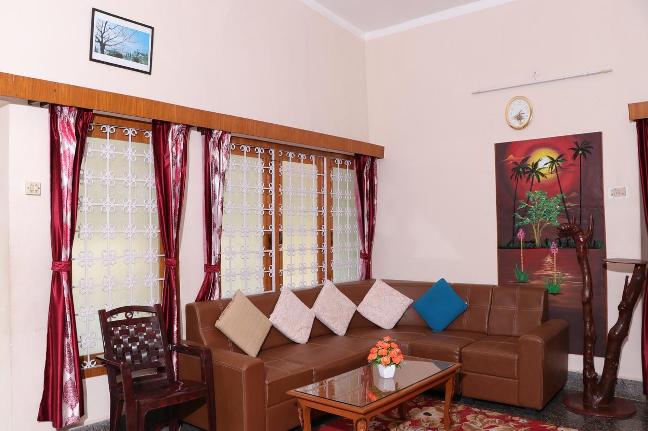 Park Corner Home Stay クーヌール エクステリア 写真